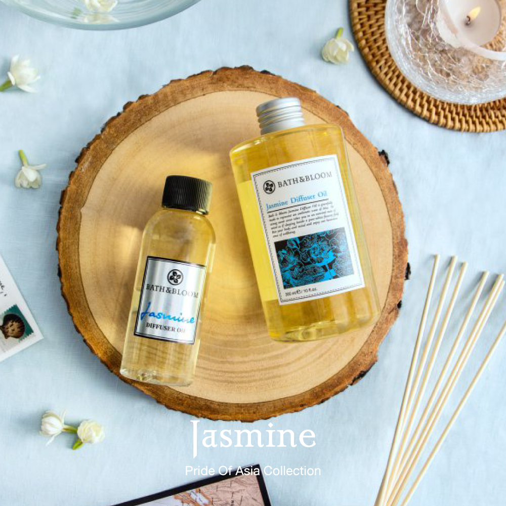 ชุดก้านไม้หอมปรับอากาศจาก Bath & Bloom จะเปลี่ยนห้องธรรมดาให้กลายเป็นสปาสุดผ่อนคลาย กลิ่นหอมจากมะลิธรรมชาติช่วยปลอบประสาท ลดความเครียด และทำให้นอนหลับสบาย